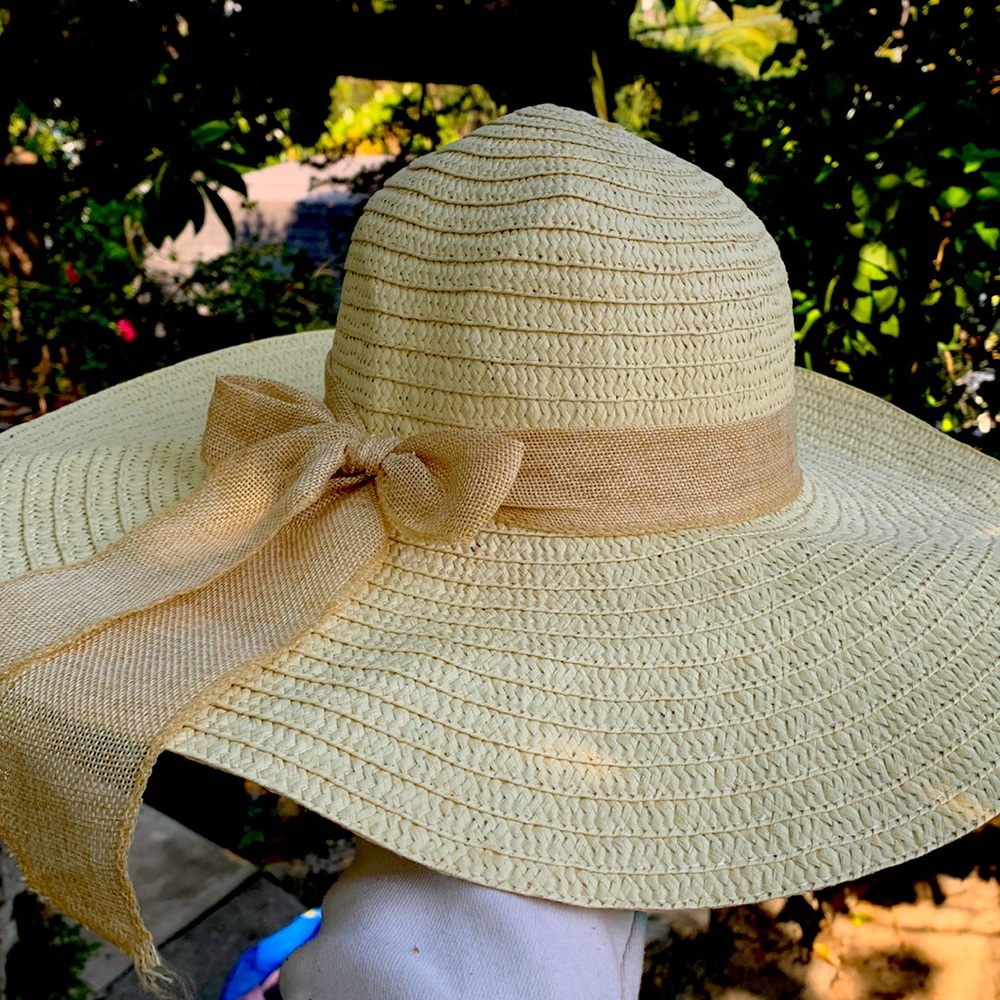Tan beach hat